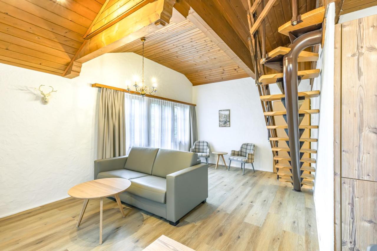 Apartment Eiger - Aare Jungfrau Ag グリンデルヴァルト エクステリア 写真